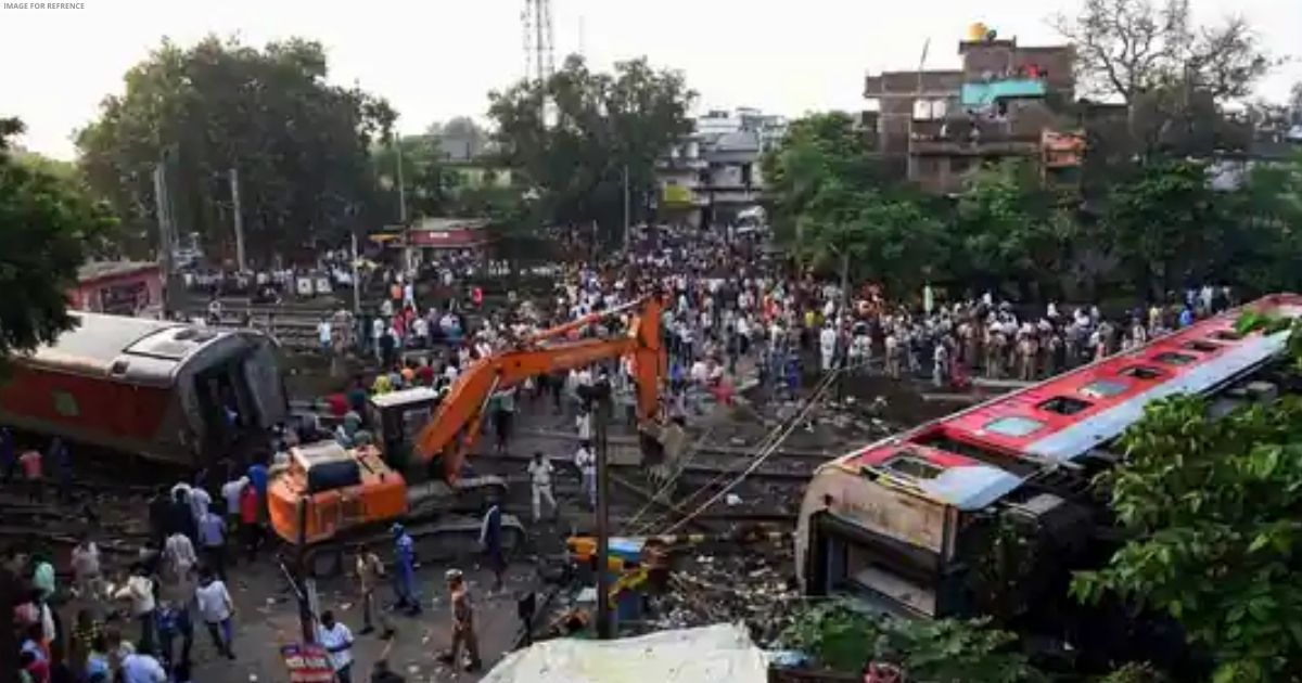North-East Express derailment: Railways runs special train for affected passengers, to halt at intermediate stations